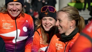 Daria Pikulik (w środku)