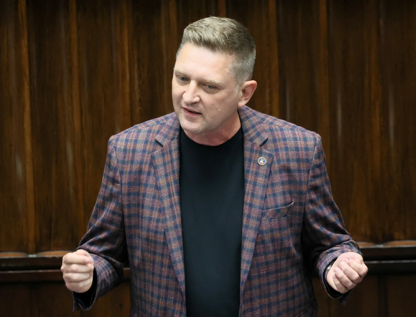 Andrzej Rozenek na mównicy sejmowej