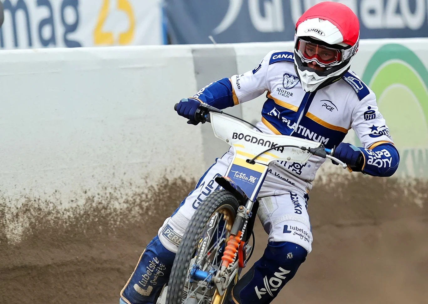 Bartosz Jaworski na torze Unii Tarnów.