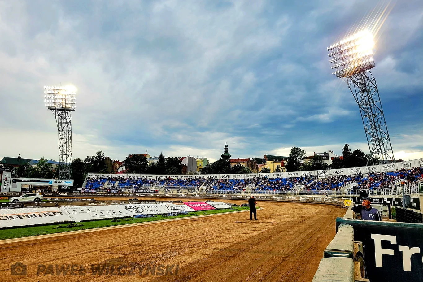 Stadion Wilków Krosno pięknieje w oczach.