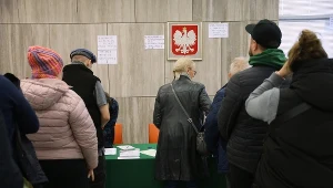 Podczas głosowania w lokalach wyborczych dochodziło do przestępstw i wykroczeń wyborczych. Zdj. ilustr.