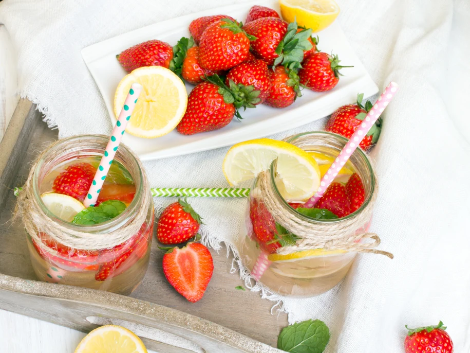 lemoniada truskawkowo-miętowa