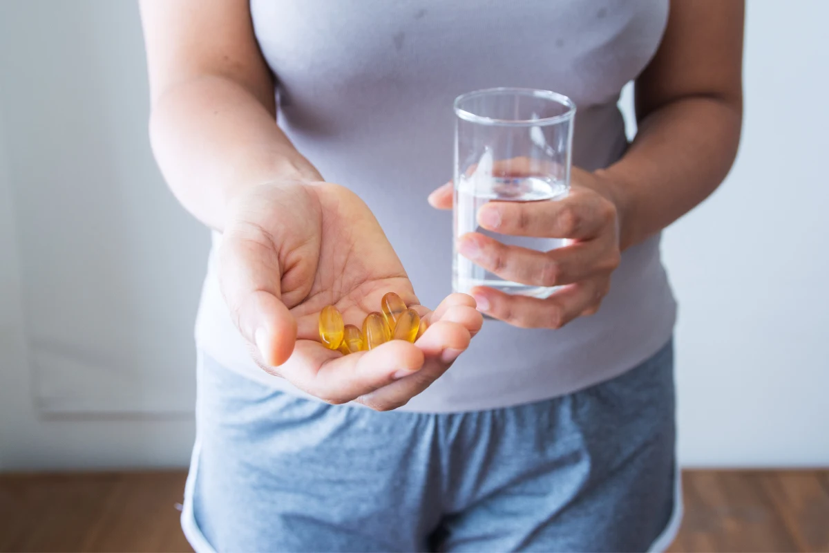 Kiedy jest najlepsza pora na przyjęcie witaminy D? Odpowiadamy