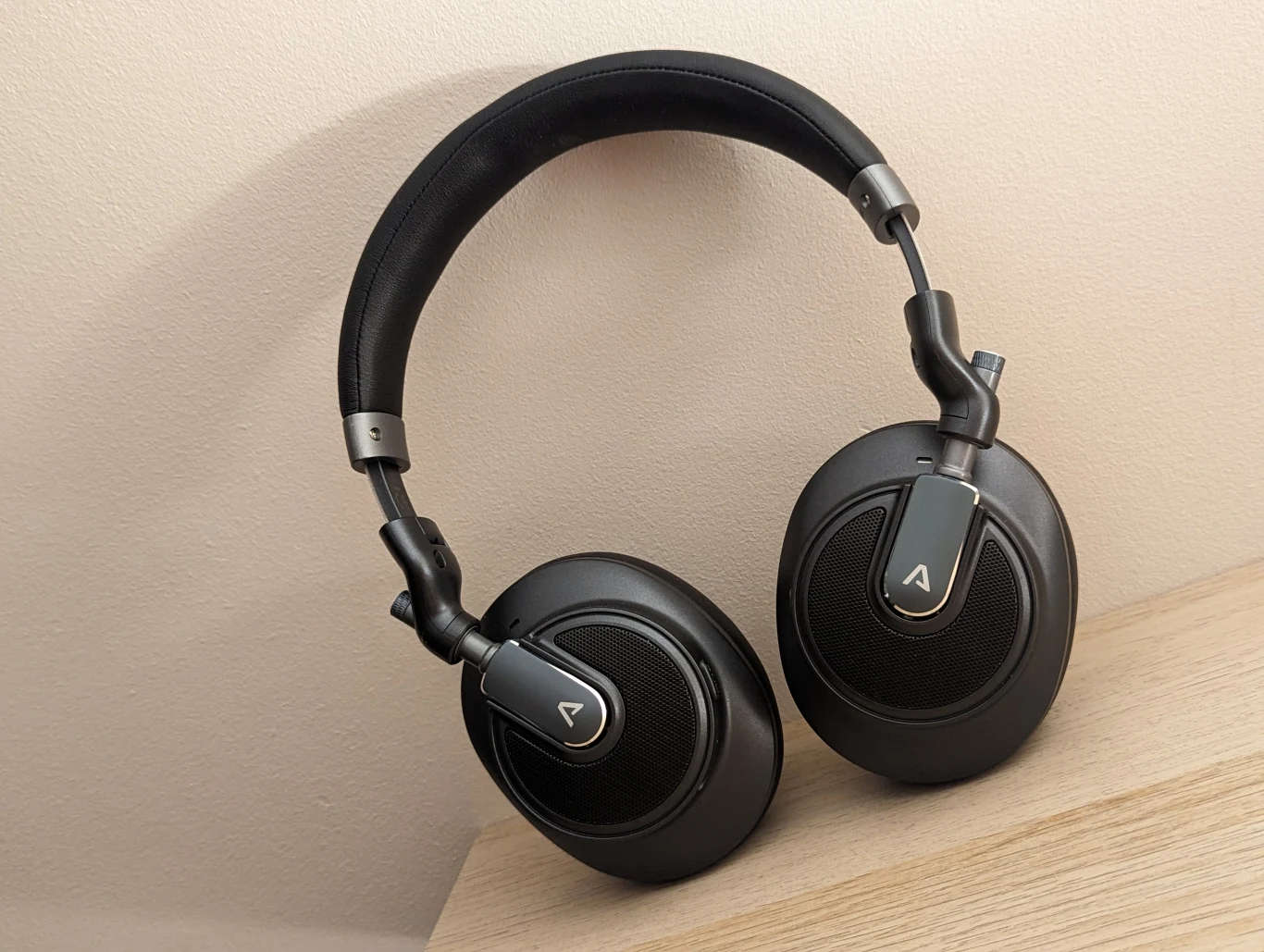 LAMAX HighComfort ANC