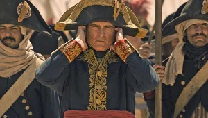 Joaquin Phoenix w filmie "Napoleon"