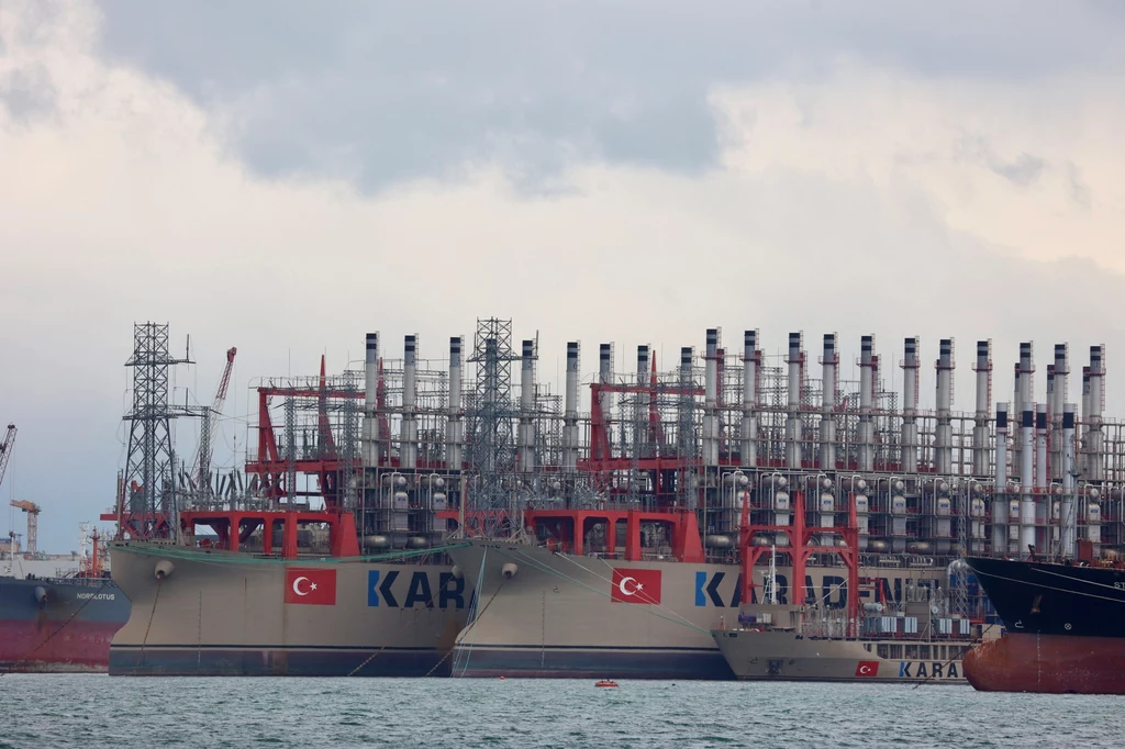 Turecka firma Karpowership, będąca największym dostarczycielem prądu z pływających elektrowni, odcięła od energii stolicę afrykańskiego kraju Gwinea Bissau