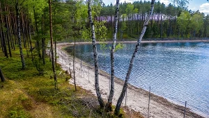 Jezioro Wielkie Oczko. Właściciel otoczył je płotem, sprawa trafi do prokuratury