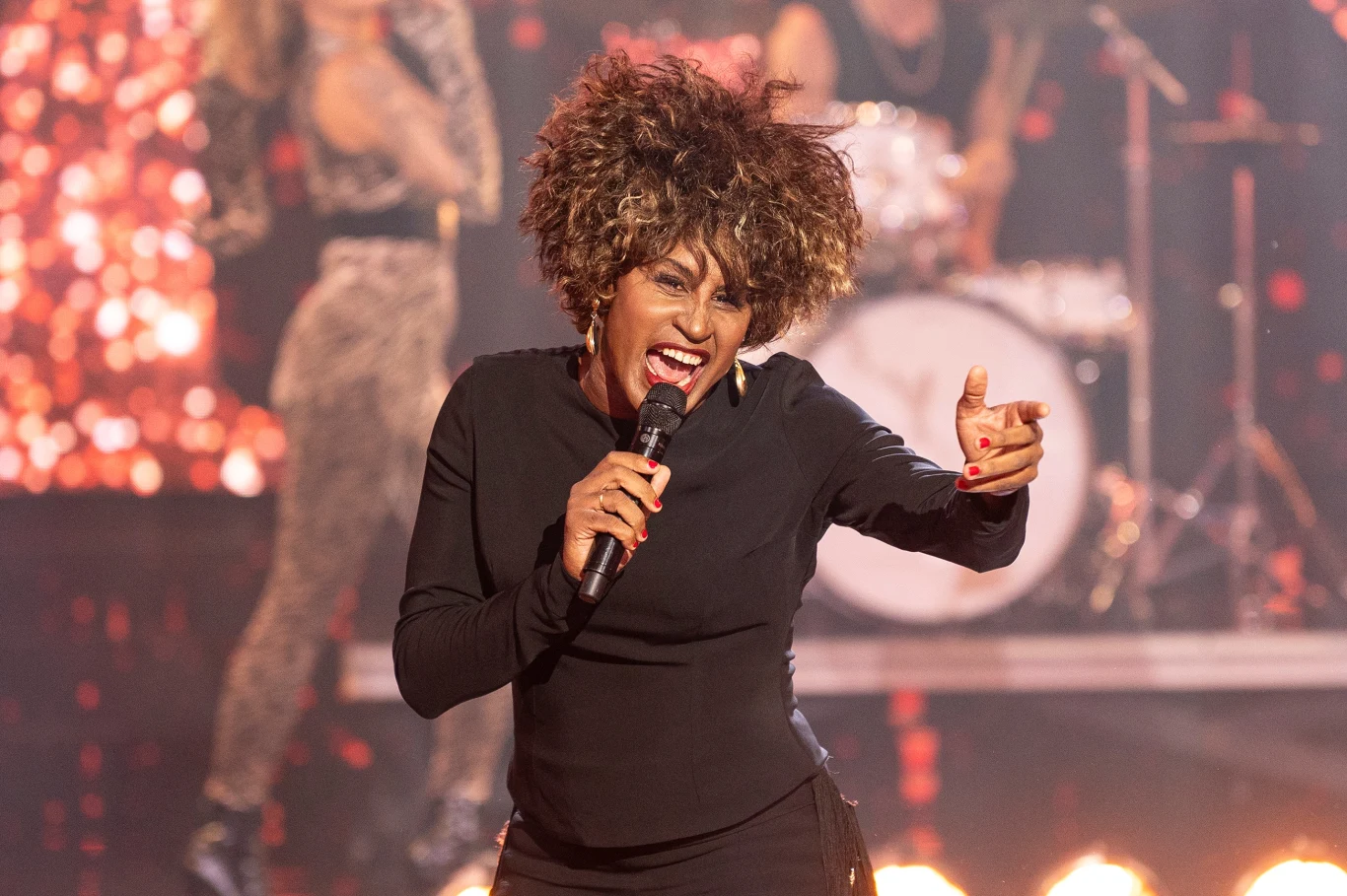 Nick Sinckler jako wspaniała Tina Turner