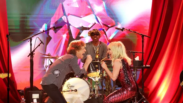 The Rolling Stones i Lady Gaga wykonali piosenkę "Sweet Sounds of Heaven".