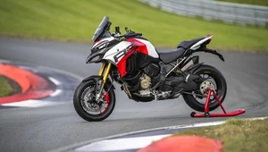 Ducati Multistrada V4 RS zastępuje kultowy model. To turystyczna wyścigówka