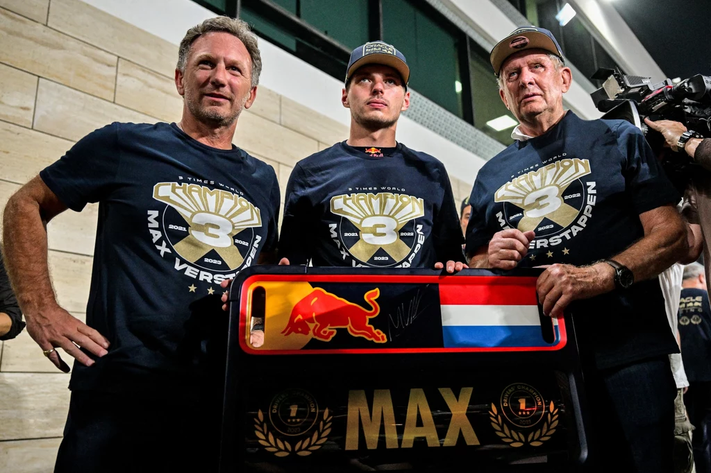 Od lewej: Christian Horner, Max Verstappen i Helmut Marko Od lewej: Christian Horner, Max Verstappen i Helmut Marko