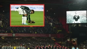 Piłkarze Sheffield i Manchesteru United w hołdzie dla Bobby'ego Charltona - fot. twitter.com/JacobsBen