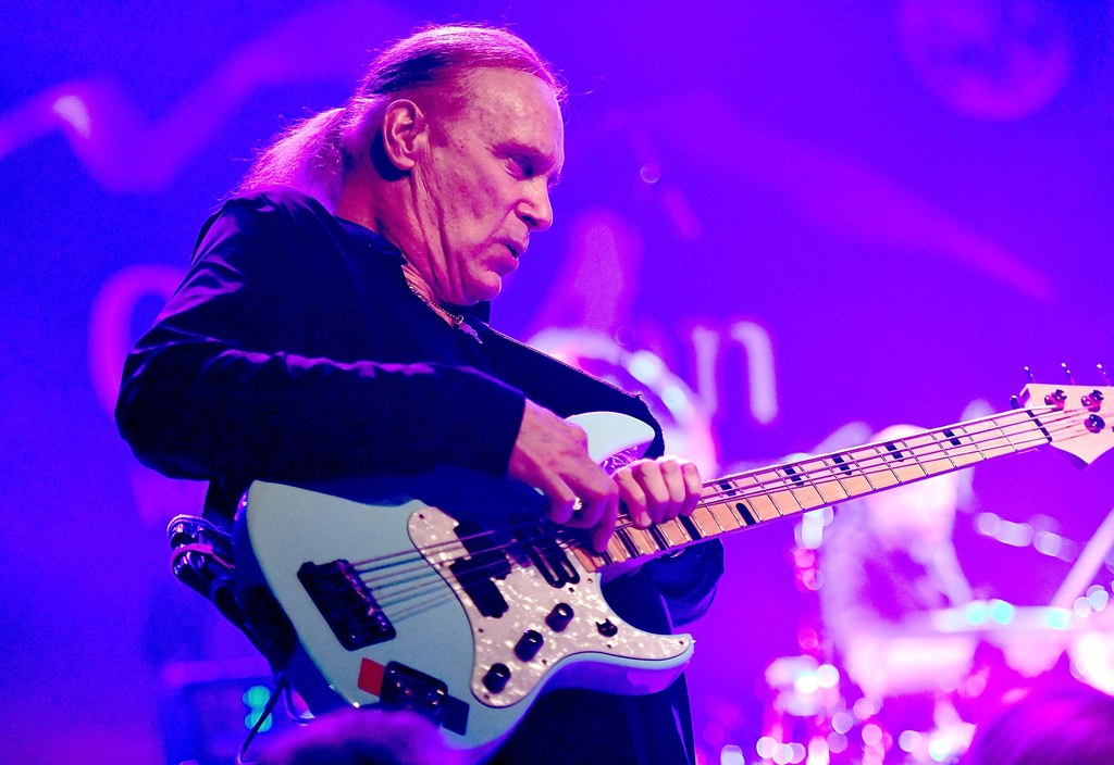 Billy Sheehan współtworzy supergrupę The Winery Dogs