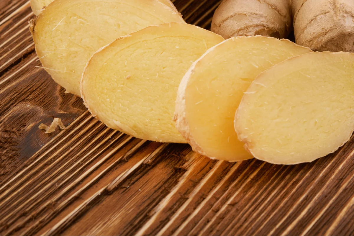 Imbir to nie tylko dodatek do herbaty, ponieważ pomoże również ukoić ból