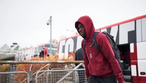 Alphonso Davies po przylocie do Stambułu