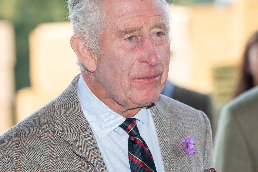 Król Karol III Król Karol III