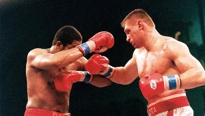 Riddick Bowe tu w walce z Andrzejem Gołotą
