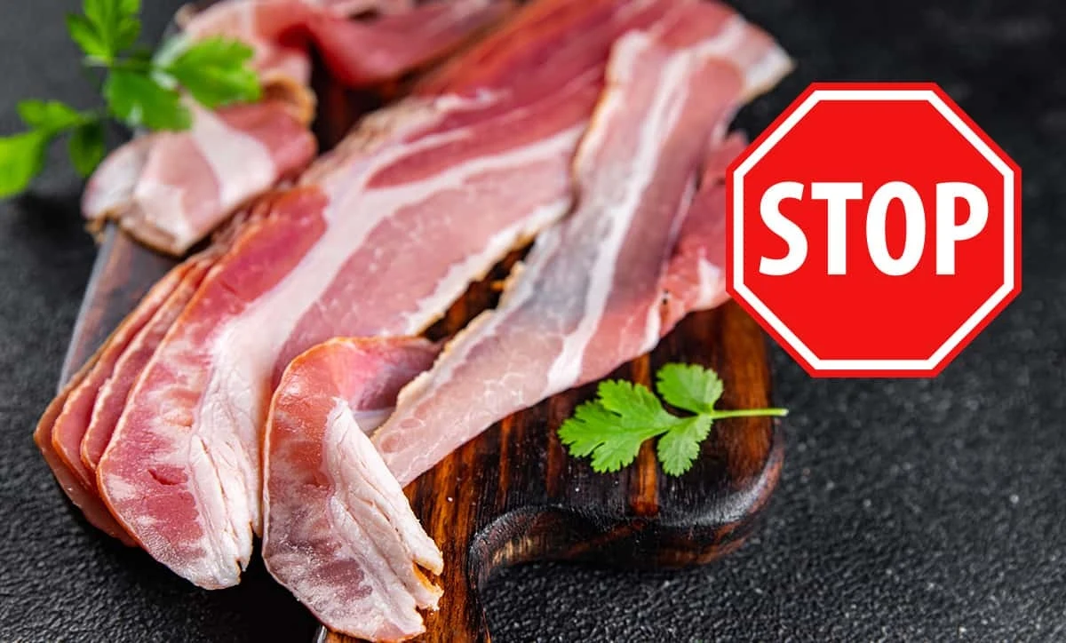 GIS ostrzega przed spożywaniem boczku od marki Sokołów. GIS ostrzega przed spożywaniem boczku od marki Sokołów.