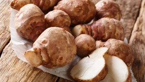 ​Surówka z jesiennego superfood. Spodnie od razu zrobią się luźne w pasie