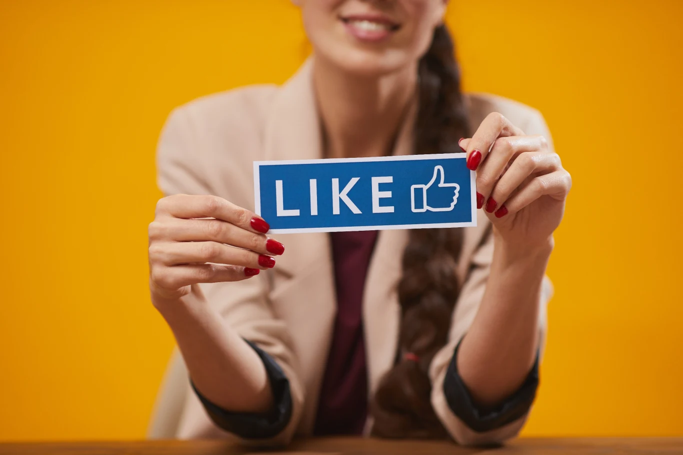 Młode Azjatki popierają Prawo i Sprawiedliwość. Tak sugerują polubienia na Facebooku Młode Azjatki popierają Prawo i Sprawiedliwość. Tak sugerują polubienia na Facebooku