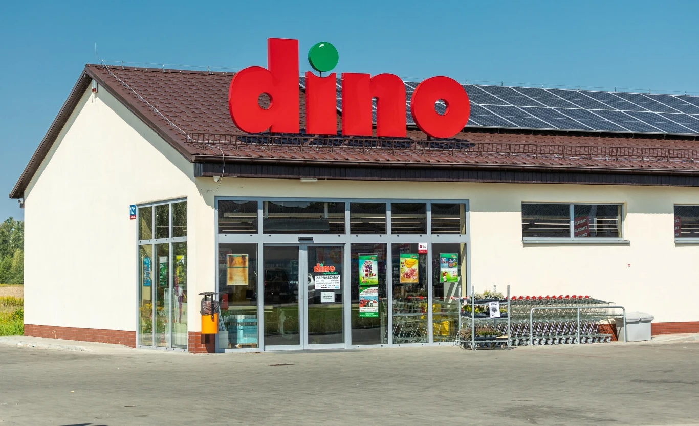 Przy sklepach Dino mają powstać stacje paliw Przy sklepach Dino mają powstać stacje paliw
