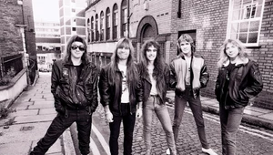 Iron Maiden we wrześniu 1984 r. - od lewej: Adrian Smith, Bruce Dickinson, Steve Harris, Nicko McBrain i Dave Murray