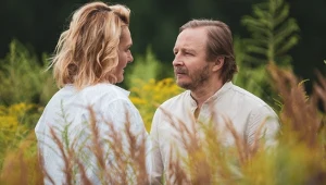 "Czas na pogodę": Zajrzeć w zakamarki ludzkiej duszy [recenzja]