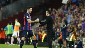 Trener Xavi Hernandez liczy, że już w styczniu bedize miał alternatywę dla Roberta Lewandowskiego   