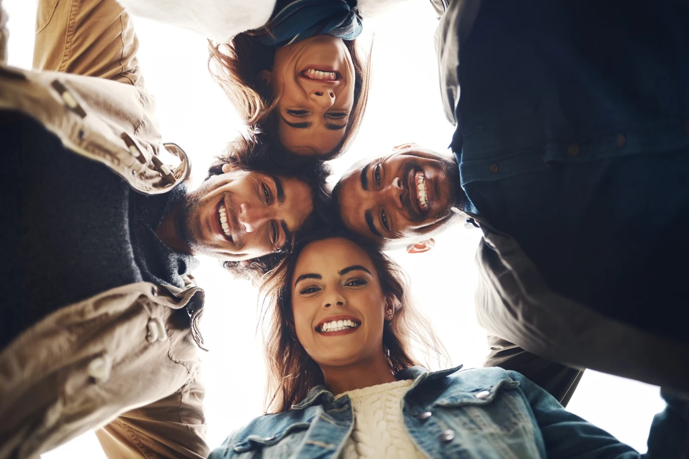 Jak wyglądają przyjacielskie relacje w dorosłym życiu? Jak wyglądają przyjacielskie relacje w dorosłym życiu?