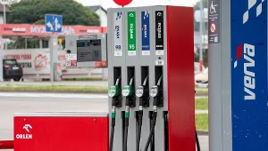 Ceny paliw na stacjach benzynowych poszły w górę. Analitycy przewidują, że będzie jeszcze drożej