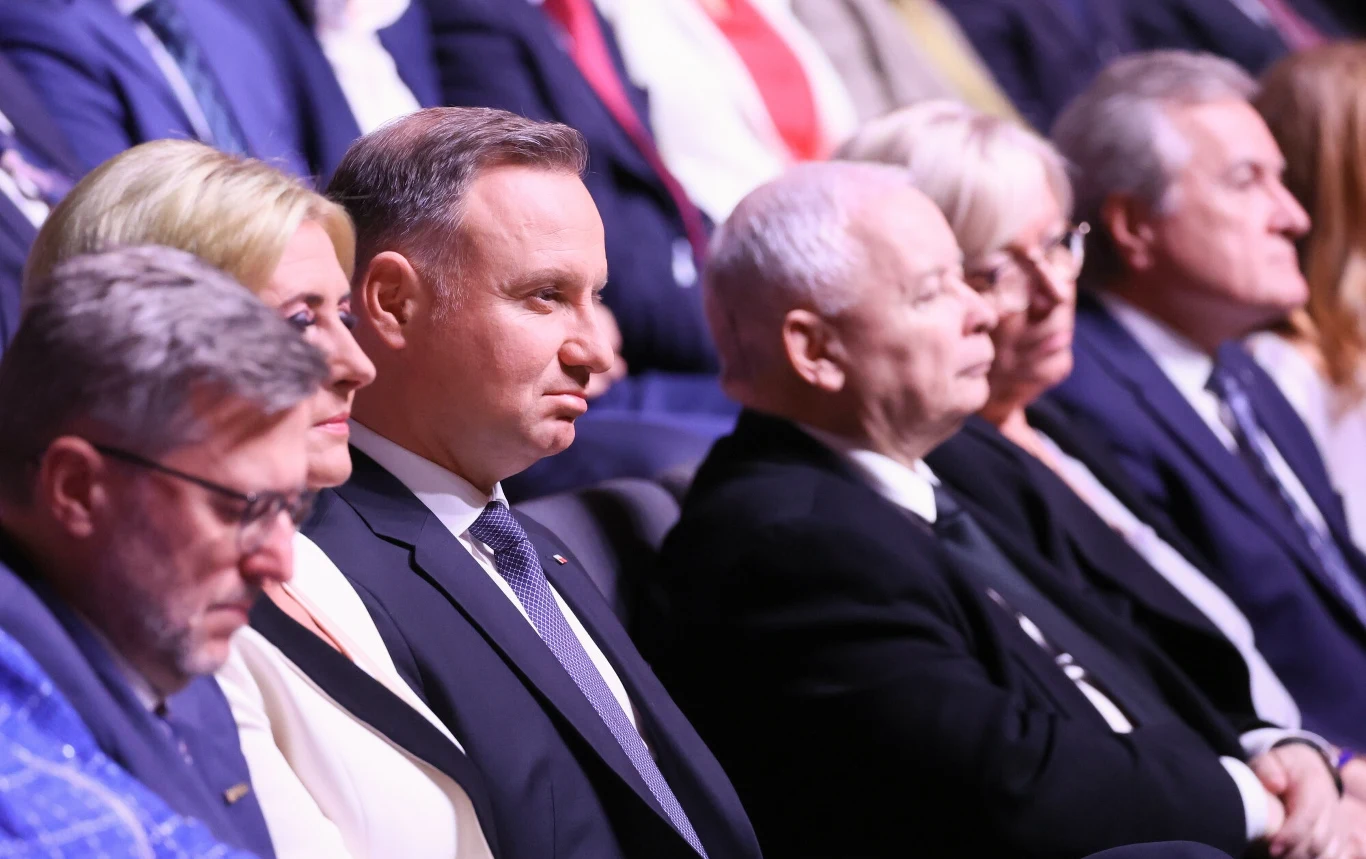 Prezydent Andrzej Duda mocno wchodzi do gry o przywództwo na polskiej prawicy Prezydent Andrzej Duda mocno wchodzi do gry o przywództwo na polskiej prawicy