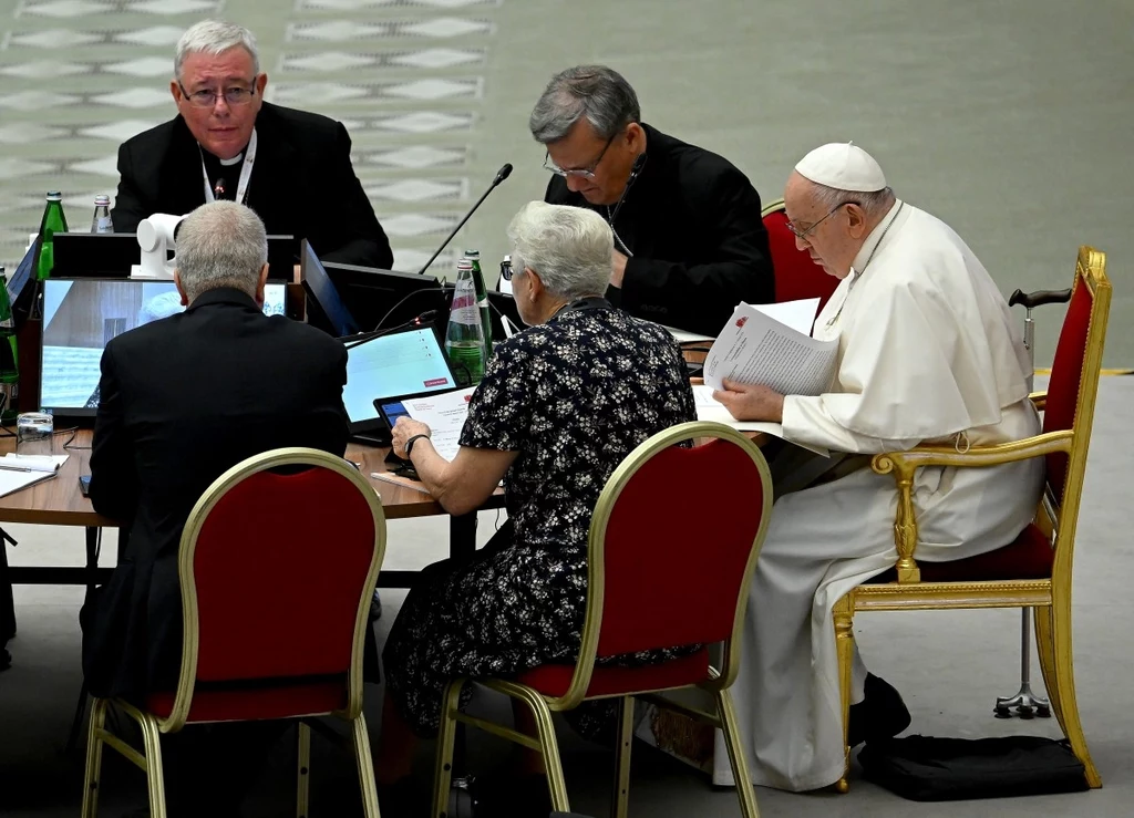 Papież Franciszek podczas Zwyczajnego Zgromadzenia Ogólnego Synodu Biskupów Papież Franciszek podczas Zwyczajnego Zgromadzenia Ogólnego Synodu Biskupów