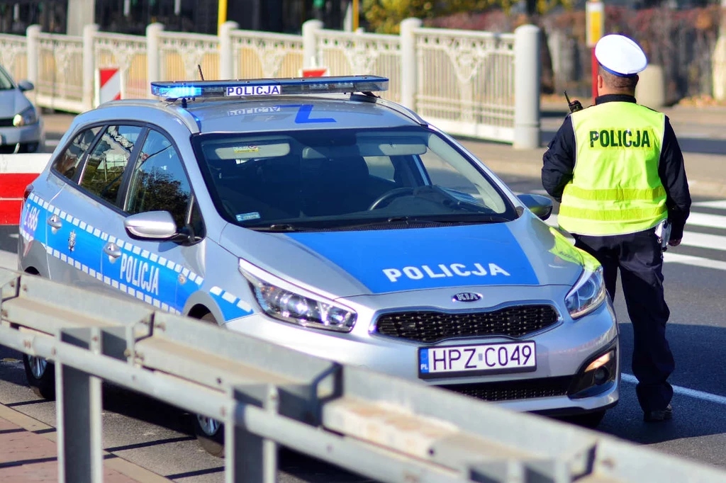 Aplikacja TaPo24 jest używana przez policjantów i funkcjonariuszy MSWiA. 