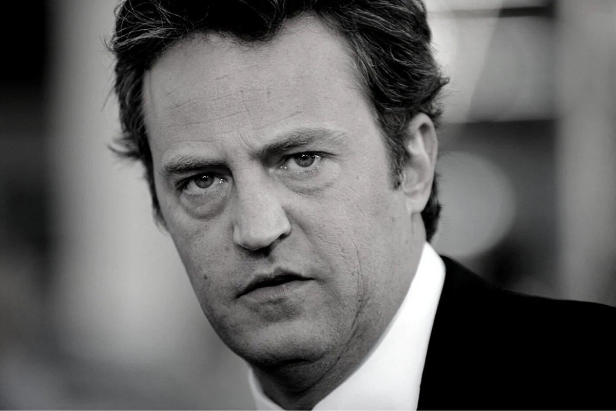 Zmarł Matthew Perry. Zmarł Matthew Perry.