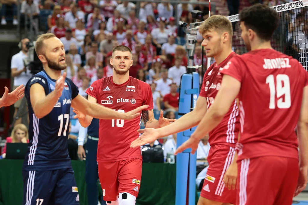 Reprezentanci Polski, drugi z prawej Mateusz Poręba Reprezentanci Polski, drugi z prawej Mateusz Poręba