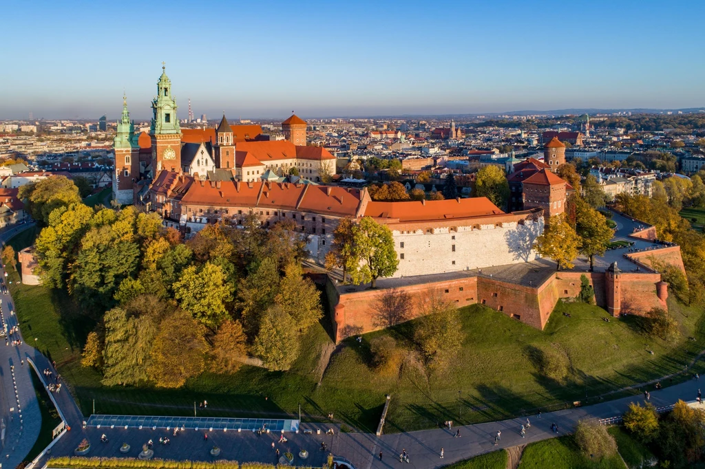 Zamek Królewski na Wawelu bierze udział w akcji "Darmowy listopad w rezydencjach królewskich"