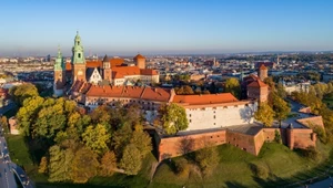 Słynne zamki w listopadzie zwiedzisz za darmo. Turystyczne hity na wyciągnięcie ręki