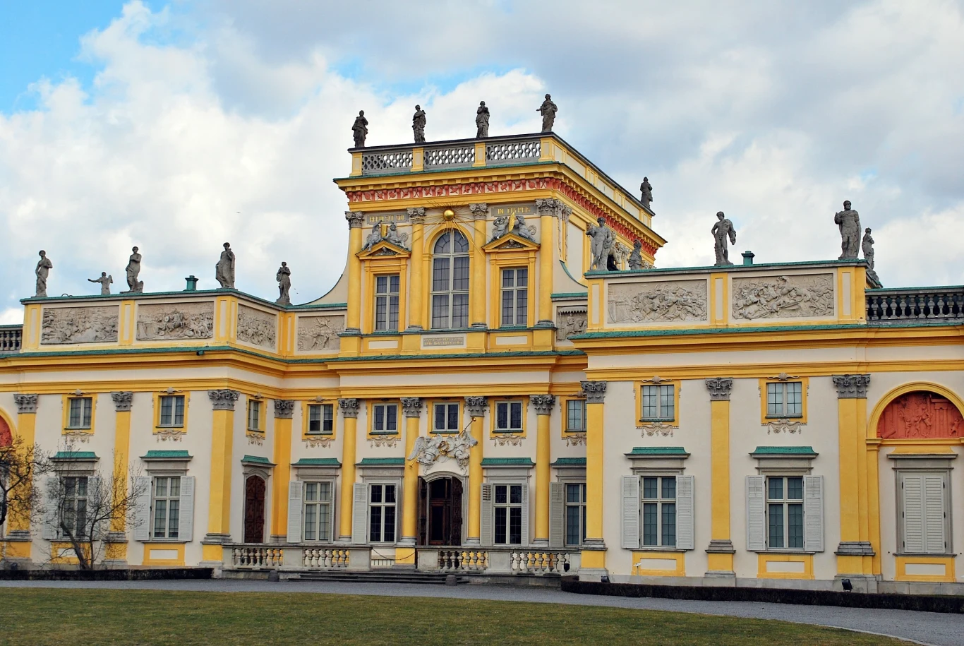 Muzeum Pałacu Króla Jana III w Wilanowie zaprasza na bezpłatne zwiedzanie w listopadzie Muzeum Pałacu Króla Jana III w Wilanowie zaprasza na bezpłatne zwiedzanie w listopadzie