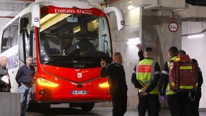 W wyniku ataku na autokar Olympique Lyon ranny został trener drużyny - Fabio Grosso