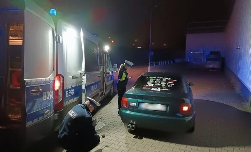 Do swoich działań policjanci wykorzystywali oznakowane i nieoznakowane radiowozy oraz pojazdy ETDiE.