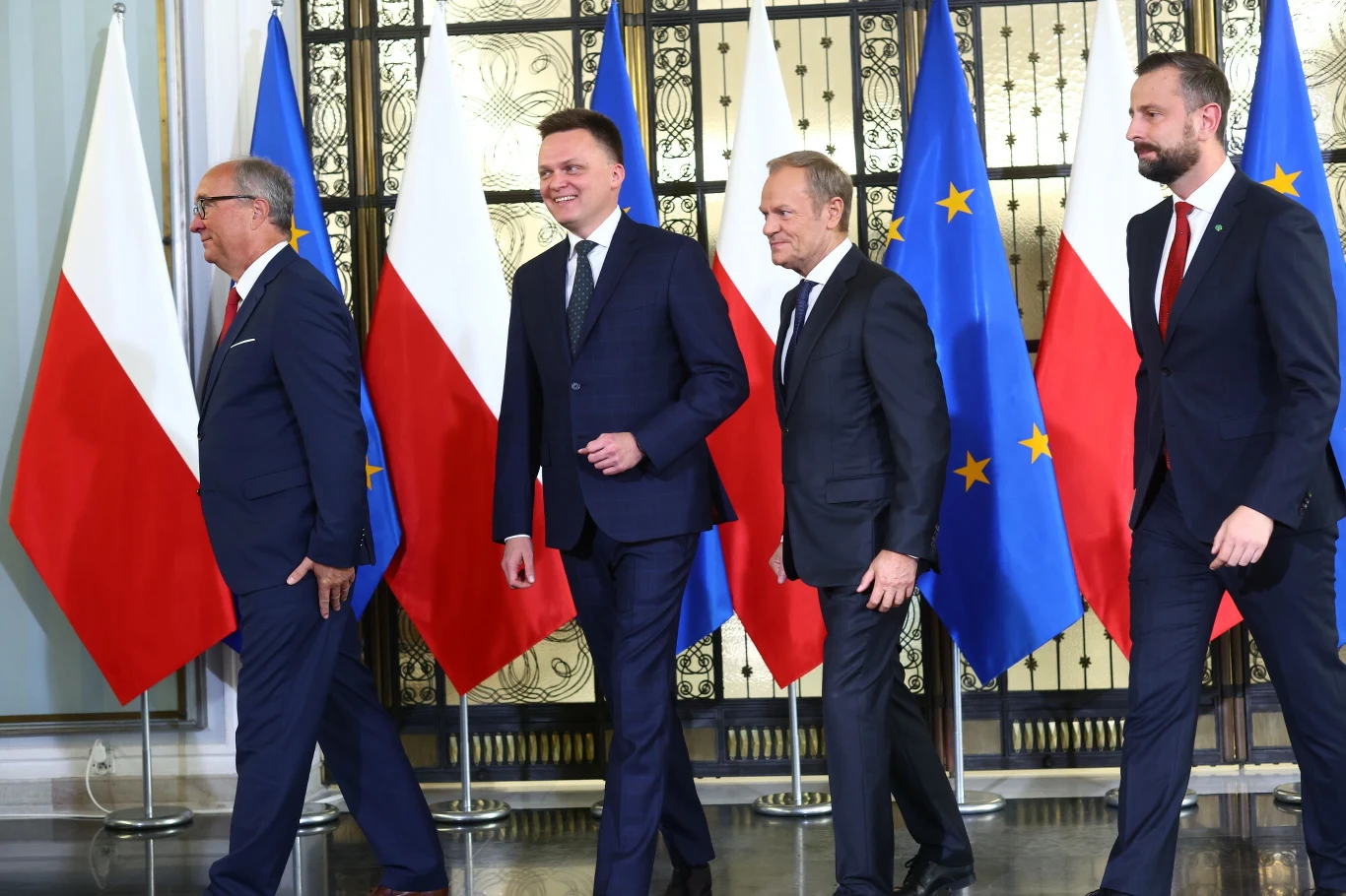 Liderzy partii koalicji rządzącej: Włodzimierz Czarzasty, Szymon Hołownia, Donald Tusk i Władysław Kosiniak-Kamysz