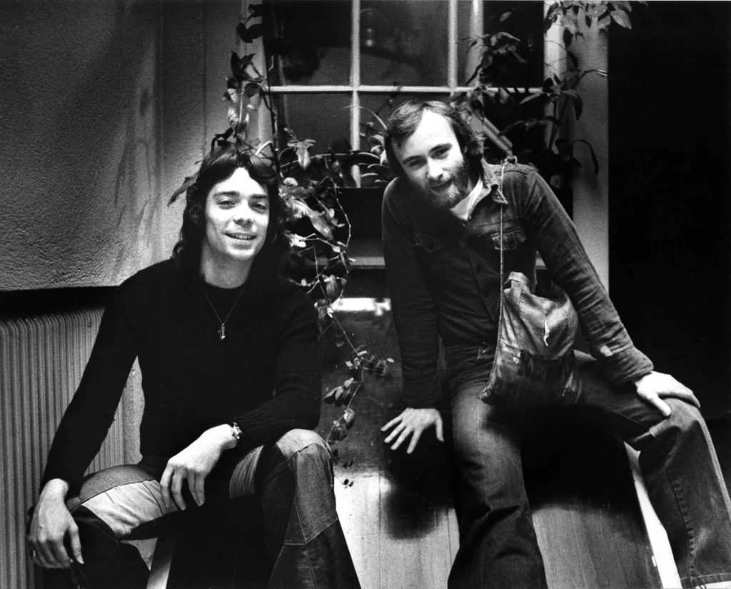 Steve Hackett i Phil Collins (Genesis) w 1975 r.
