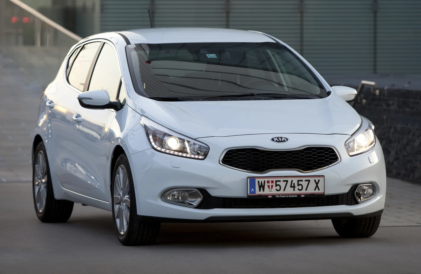 Kia Cee’d II generacji była sprzedawana przez sześć lat, na rynku sporo jest egzemplarzy używanych z polskiego salonu Kia Cee’d II generacji była sprzedawana przez sześć lat, na rynku sporo jest egzemplarzy używanych z polskiego salonu