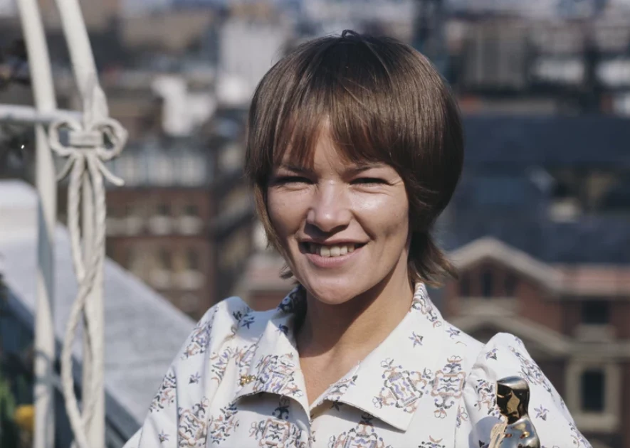 Glenda Jackson Glenda Jackson