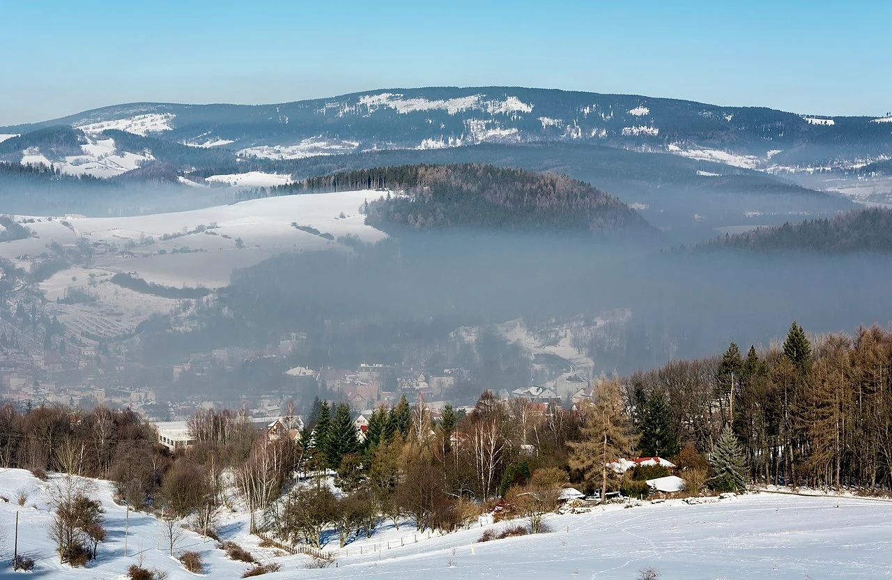 Smog nad Nową Rudą Smog nad Nową Rudą