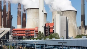 Niemiecki minister finansów zakwestionował datę odejścia od węgla. Na zdjęciu elektrownia RWE w pobliżu kopalni Garzweiler