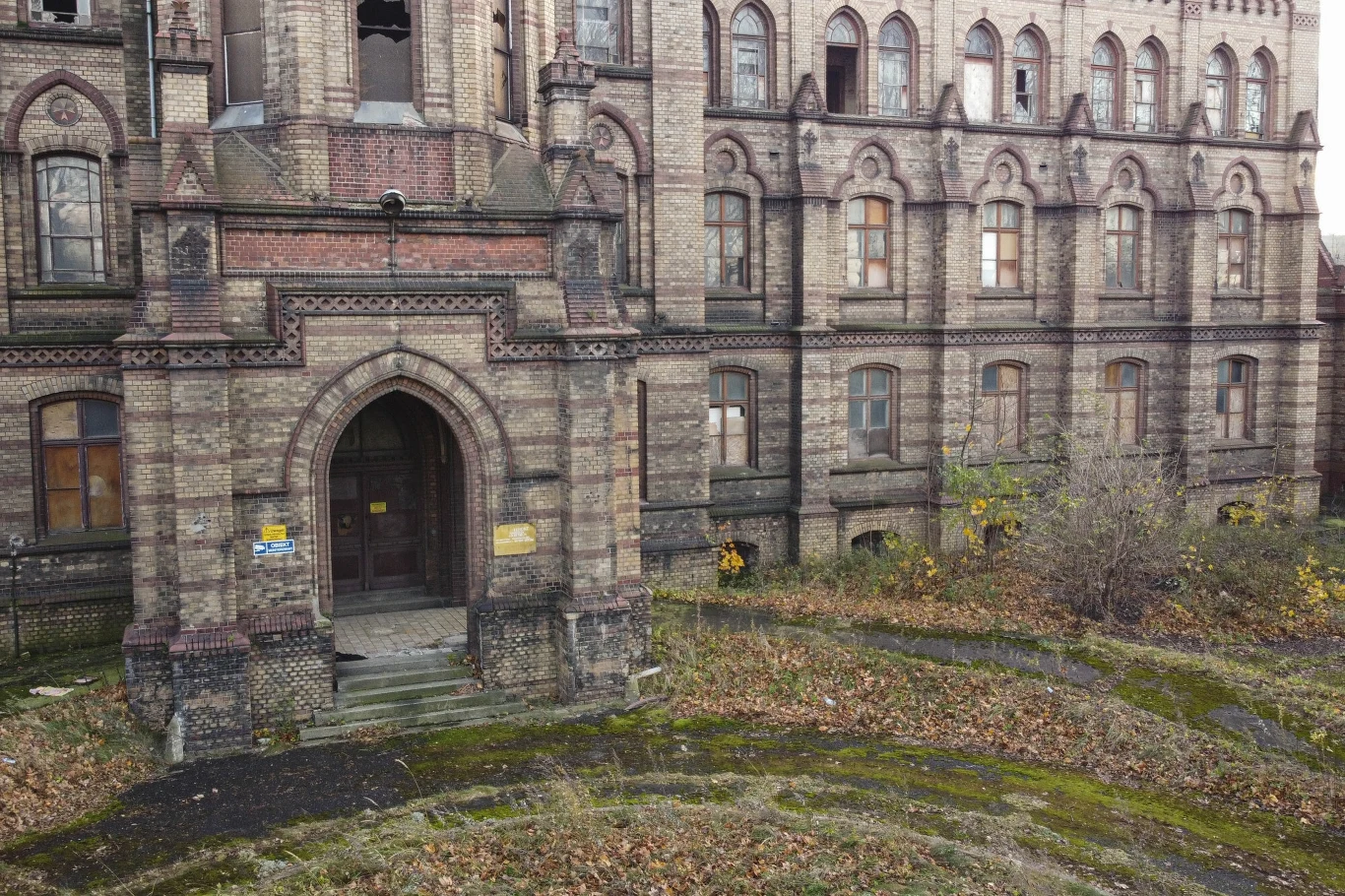 Pałac w Mokrzeszowie