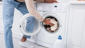 Wrzucasz to do pralki? Uważaj, bo możesz ją zepsuć