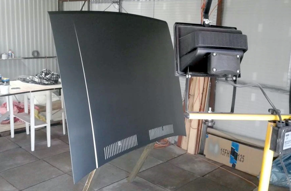 Wielu lakierników dorabia w garażach "po godzinach" Wielu lakierników dorabia w garażach "po godzinach"