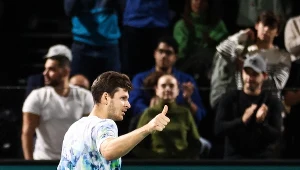 Hurkacz jednak pewny awansu, czekał całe pół roku. Jednego może żałować